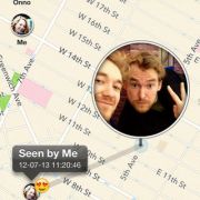 Ein Berliner Startup hat 2013 die Messaging-App DingDong als Beta-Version veröffentlicht. Die App für das iPhone kann Fotos inklusive Standortdaten senden. Die App verzichtet allerdings auf Textinhalte. Ein Berliner Startup hat 2013 die Messaging-App DingDong als Beta-Version veröffentlicht. Die App für das iPhone kann Fotos inklusive Standortdaten senden. Die App verzichtet allerdings auf Textinhalte.