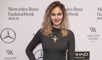 Elena Carrière privat