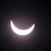 Am 11. August 2018 ist eine partielle Sonnenfinsternis zu sehen. Am 11. August 2018 ist eine partielle Sonnenfinsternis zu sehen.