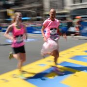 30.000 Läufer werden beim Boston-Marathon starten. 30.000 Läufer werden beim Boston-Marathon starten.