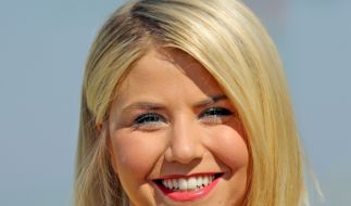 Beatrice Egli: BH vergessen? So verführerisch bewirbt sie ...