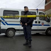Al-Kaida-Terror: Im März hatte der «Killer von Toulouse» die Stadt tagelang in Atem gehalten. Nun verschreckte ein Geiseldrama die Stadt. Al-Kaida-Terror: Im März hatte der «Killer von Toulouse» die Stadt tagelang in Atem gehalten. Nun verschreckte ein Geiseldrama die Stadt.