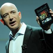 Soll nur knapp 200 Dollar kosten: Amazon-Chef Jeff Bezos bei der Präsentation des hauseigenen Tablets. Soll nur knapp 200 Dollar kosten: Amazon-Chef Jeff Bezos bei der Präsentation des hauseigenen Tablets.