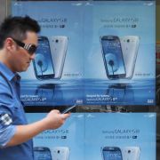Apple lässt nicht locker - Samsung muss jetzt auch um seine aktuellsten Modelle bangen. Apple lässt nicht locker - Samsung muss jetzt auch um seine aktuellsten Modelle bangen.
