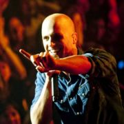 Auf der Bühne fühlt sich Milow am wohlsten - deshalb gibt es jetzt sein zweites Livealbum. Auf der Bühne fühlt sich Milow am wohlsten - deshalb gibt es jetzt sein zweites Livealbum.