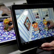 Auf der weltweit größten Branchenmesse in Barcelona werden neue Smartphones und Tablets vorgestellt, die eine Branche nach der anderen revolutionieren. Auf der weltweit größten Branchenmesse in Barcelona werden neue Smartphones und Tablets vorgestellt, die eine Branche nach der anderen revolutionieren.