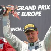 Auf diesen Jubel hat er lange gewartet: Michael Schumacher feiert seine erste Podesplatzierung seit 2006. Auf diesen Jubel hat er lange gewartet: Michael Schumacher feiert seine erste Podesplatzierung seit 2006.