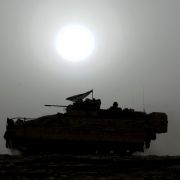 Bundeswehr-Panzer in Afghanistan: Ein Mann in Hessen hat sich einen Panzer geschnappt, um damit seinen Knast-Kollegen zu befreien. Bundeswehr-Panzer in Afghanistan: Ein Mann in Hessen hat sich einen Panzer geschnappt, um damit seinen Knast-Kollegen zu befreien.