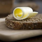 Cholesterinwerte können je nach Alter, Geschlecht und individuell stark schwanken. Nur zehn Prozent macht die Ernährung aus. Cholesterinwerte können je nach Alter, Geschlecht und individuell stark schwanken. Nur zehn Prozent macht die Ernährung aus.