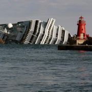 29 Passagiere des Kreuzfahrtschiffes «Costa Concordia» gelten noch als vermisst. Eine der bisher geborgen Leichen wurde als Deutscher identifiziert. 29 Passagiere des Kreuzfahrtschiffes «Costa Concordia» gelten noch als vermisst. Eine der bisher geborgen Leichen wurde als Deutscher identifiziert.