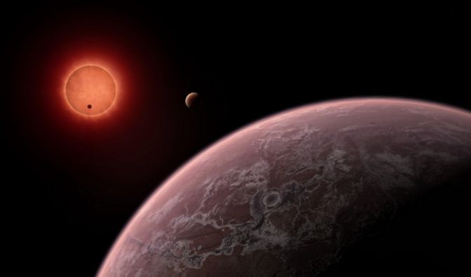 Den Zwergstern "Trappist-1" umkreisen drei Planeten, auf denen, laut einen internationalem Team von Wissenschaftlern, Leben möglich ist. Den Zwergstern "Trappist-1" umkreisen drei Planeten, auf denen, laut einen internationalem Team von Wissenschaftlern, Leben möglich ist. (Foto)