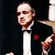 Szene aus Der Pate: Marlon Brando hat das Mafia-Klischee erschaffen. Doch die Realität ist heute eine ganz andere. Szene aus Der Pate: Marlon Brando hat das Mafia-Klischee erschaffen. Doch die Realität ist heute eine ganz andere.
