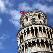 Der schiefe Turm in Pisa ist nur einer von vielen Kulturschätzen, die die Toskana zu bieten hat. Der schiefe Turm in Pisa ist nur einer von vielen Kulturschätzen, die die Toskana zu bieten hat.