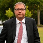 Der Vorsitzende Richter des Zweiten Senats des Bundesverfassungsgerichts, Andreas Vosskuhle kommt im Gerichtsgebäude an. Der Vorsitzende Richter des Zweiten Senats des Bundesverfassungsgerichts, Andreas Vosskuhle kommt im Gerichtsgebäude an.