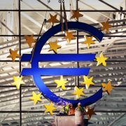 Die neue Bankenaufsicht soll bei der Europäischen Zentralbank (EZB) angesiedelt werden. Die neue Bankenaufsicht soll bei der Europäischen Zentralbank (EZB) angesiedelt werden.