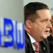 Die von der EnBW-Affäre erschütterte Südwest-CDU hat schonungslos mit Ex-Ministerpräsident Stefan Mappus abgerechnet. Die von der EnBW-Affäre erschütterte Südwest-CDU hat schonungslos mit Ex-Ministerpräsident Stefan Mappus abgerechnet.