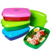 Die handliche Frozzypack Lunchbox gibt es in vielen bunten Farben und hält für jeden Geschmack etwas bereit. Die handliche Frozzypack Lunchbox gibt es in vielen bunten Farben und hält für jeden Geschmack etwas bereit.