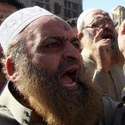 Die Muslimbrüder, hier bei einer Demo in Kairo, haben sich offenbar mit ihren Vorstellungen einer Verfassung durchgesetzt. Die Muslimbrüder, hier bei einer Demo in Kairo, haben sich offenbar mit ihren Vorstellungen einer Verfassung durchgesetzt.