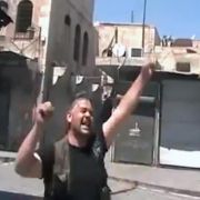 Ein verwundeter Rebell. Was passiert mit dem geschundenen Land, wenn Diktator Assad besiegt ist? Ein verwundeter Rebell. Was passiert mit dem geschundenen Land, wenn Diktator Assad besiegt ist?