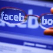 Ein Sieg für den Datenschutz - vorerst. Wann Facebook einen neuen Schritt bei der Gesichtserkennung wagt, ist unklar. Ein Sieg für den Datenschutz - vorerst. Wann Facebook einen neuen Schritt bei der Gesichtserkennung wagt, ist unklar.