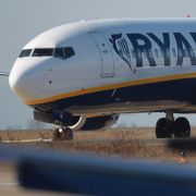 Eine Ryanair-Maschine musste in Spanien notlanden. Es war nicht der erste Zwischenfall. Eine Ryanair-Maschine musste in Spanien notlanden. Es war nicht der erste Zwischenfall.