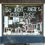 Einer Studie zufolge ist die Euro-Schuldenkrise der größte Angstmacher in Deutschland. Viele wollen die Schulden der Nachbarn nicht zahlen. Einer Studie zufolge ist die Euro-Schuldenkrise der größte Angstmacher in Deutschland. Viele wollen die Schulden der Nachbarn nicht zahlen.