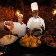 Heiß und scharf - guter Geschmack und kräftige Gewürze gehören in Südafrika dazu. Heiß und scharf - guter Geschmack und kräftige Gewürze gehören in Südafrika dazu.