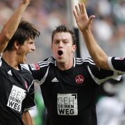 In der ersten Bundesliga-Begegnung des 1.FC Nürnberg in dieser Saison hatte Hanno Balitsch (Mitte) Grund zum Jubeln. In der ersten Bundesliga-Begegnung des 1.FC Nürnberg in dieser Saison hatte Hanno Balitsch (Mitte) Grund zum Jubeln.
