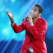 Jesse glänzt im DSDS-Halbfinale mit drei Balladen, scheidet aber dennoch aus. Jesse glänzt im DSDS-Halbfinale mit drei Balladen, scheidet aber dennoch aus.