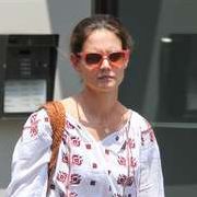 Jetzt wurde bekannt, dass Katie Holmes ihre Trennung von Tom Cruise Wochenlang generalstabsmäßig geplant hatte. Jetzt wurde bekannt, dass Katie Holmes ihre Trennung von Tom Cruise Wochenlang generalstabsmäßig geplant hatte.