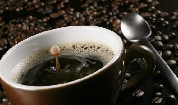 Kann man Kaffee zur täglichen Trinkmenge mitzählen oder nicht?