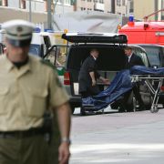 Der einzige Aufschrei, der durch Deutschland ging: Die sechs Mafia-Morde von Duisburg im Jahr 2007. Der einzige Aufschrei, der durch Deutschland ging: Die sechs Mafia-Morde von Duisburg im Jahr 2007.