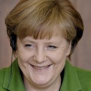 Angela Merkels erstes West-Auto soll ein VW-Golf gewesen sein. Jetzt steht es bei Ebay zum Verkauf. Angela Merkels erstes West-Auto soll ein VW-Golf gewesen sein. Jetzt steht es bei Ebay zum Verkauf.