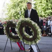 Ministerpräsident Jens Stoltenberg sagte, Breivik habe es nicht geschafft, die norwegische Gesellschaft zu verändern. Ministerpräsident Jens Stoltenberg sagte, Breivik habe es nicht geschafft, die norwegische Gesellschaft zu verändern.