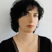 Mit Immer ich entfesselt Alissa Walser eine spannende Suche nach dem eigenen Ich. Mit Immer ich entfesselt Alissa Walser eine spannende Suche nach dem eigenen Ich.
