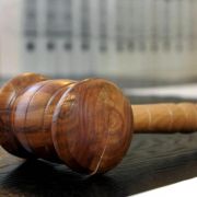 Nicht einmal bei Polizeiermittlungen dürfen Handys ohne weiteres geortet werden. Nicht einmal bei Polizeiermittlungen dürfen Handys ohne weiteres geortet werden.