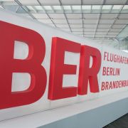 Noch ist der Flughafen Berlin-Brandenburg Willy Brandt (BER) eine Baustelle und nur an Publikumstagen öffentlich zugänglich. Noch ist der Flughafen Berlin-Brandenburg Willy Brandt (BER) eine Baustelle und nur an Publikumstagen öffentlich zugänglich.