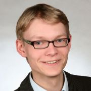 Pascal Bothe sagt:Es reicht eben nicht, am Infostand nur Gummibärchen zu verteilen. Pascal Bothe sagt:Es reicht eben nicht, am Infostand nur Gummibärchen zu verteilen.