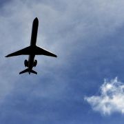 Reisende haben die Qual der Wahl: Die neuen Winterflugpläne halten viele neue Reiseziele bereit. Reisende haben die Qual der Wahl: Die neuen Winterflugpläne halten viele neue Reiseziele bereit.