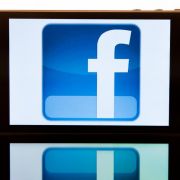 Schluss mit dem Demokratie-Experiment: Facebook will die Mitglieder-Abstimmungen über wichtige Regeländerungen abschaffen. Schluss mit dem Demokratie-Experiment: Facebook will die Mitglieder-Abstimmungen über wichtige Regeländerungen abschaffen.