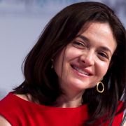 Für den einstigen US-Präsidenten Bill Clinton sollte sie im Finanzministerium glänzen. Jetzt arbeitet Sandberg am Facebook-Erfolg. Für den einstigen US-Präsidenten Bill Clinton sollte sie im Finanzministerium glänzen. Jetzt arbeitet Sandberg am Facebook-Erfolg.