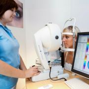 Voruntersuchungen sind wichtig, damit eine Laseroperation die Lebensqualität am Ende nicht mindert. Voruntersuchungen sind wichtig, damit eine Laseroperation die Lebensqualität am Ende nicht mindert.