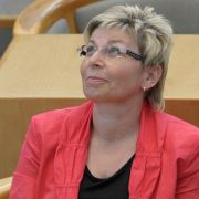 Was haben meine Abgeordneten nur wieder an? Landtagspräsidentin Carina Gödecke ist besorgt um den Dresscode. Was haben meine Abgeordneten nur wieder an? Landtagspräsidentin Carina Gödecke ist besorgt um den Dresscode.