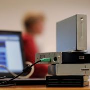 Wichtige Daten sollten in regelmäßigen Abständen auf externen Festplatten oder in Online-Speichern gesichert werden. Wichtige Daten sollten in regelmäßigen Abständen auf externen Festplatten oder in Online-Speichern gesichert werden.