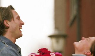 Flirten psychotricks Auf diese 8 Flirt-Tricks fahren tolle Männer ab