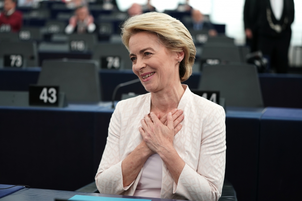Wahl zur EU-Kommission im News-Ticker: Ursula von der Leyen mit knapper