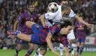 Barcelona (vorne Stürmerstar Zlatan Ibrahimovic) im Tiefflug:Trotz des 1:0-Sieges im Halbfinal-Rückspiel gegen Inter Mailand sind die Katalanen aus der Champions League ausgeschieden. Somit wird erneut der Vorjahressieger seinen Titel nicht verteidigen können. Mailand, das im Hinspiel mit 3:1 gewonnen hatte, trifft im Finale auf Bayern München. Foto: ap