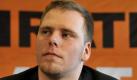 Torge Schmidt (Piraten)Der 23-Jährige ist der absolute Junior unter den Spitzenkandidaten. Schmidt liebt Computer-Rollenspiele sowie American Football und will mit den Piraten erstmals in den Kieler Landtag. Für den Wahlkampf hat sich der Großhandelskaufmann unbezahlten Urlaub genommen. Seine politischen Standpunkte: Schuldenbremse einhalten, keine weiteren Schulreformen, bäuerliche Landwirtschaft ohne Gentechnik statt Agrarindustrie, Datensparsamkeit in der Landesverfassung verankern. Foto: dapd