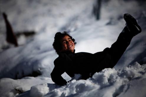Schneespa&szlig; in Afghanistan (Foto)