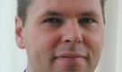 Neben neuen Anwendungen aus dem IT- und Multimedia-Bereich werden auch immer mehr Fahrassistenz- und Fahrzeugfunktionen in das Fahrzeug-HMI integriert, blickt Dr. Michael Bolle, Bereichsvorstand von Bosch Car Multimedia nach vorn. Foto: pi
